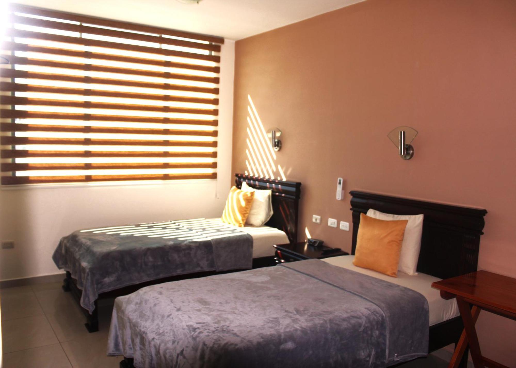 Hotel Flamingo Пуэрто-Айора Экстерьер фото
